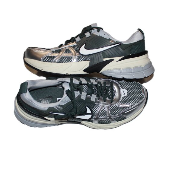 NIKE VINTAGE GREEN V2K RUNNING SNEAKERS US MEN 10/ US WOMEN 11.5/ UK 9/ EUR 42 main image 5